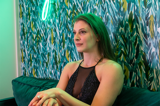 contact-page Megan Grant green background